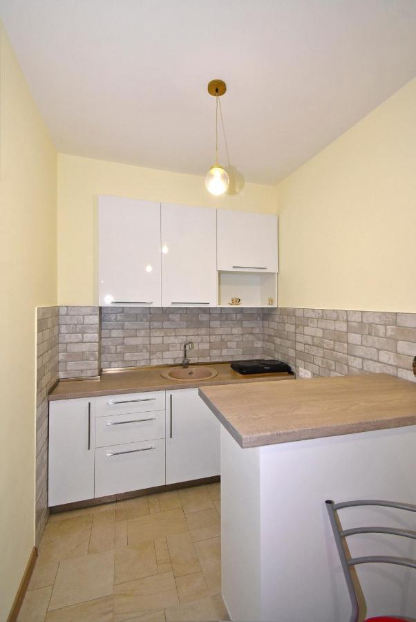 The Nut Guest House Yerevan Bagian luar foto
